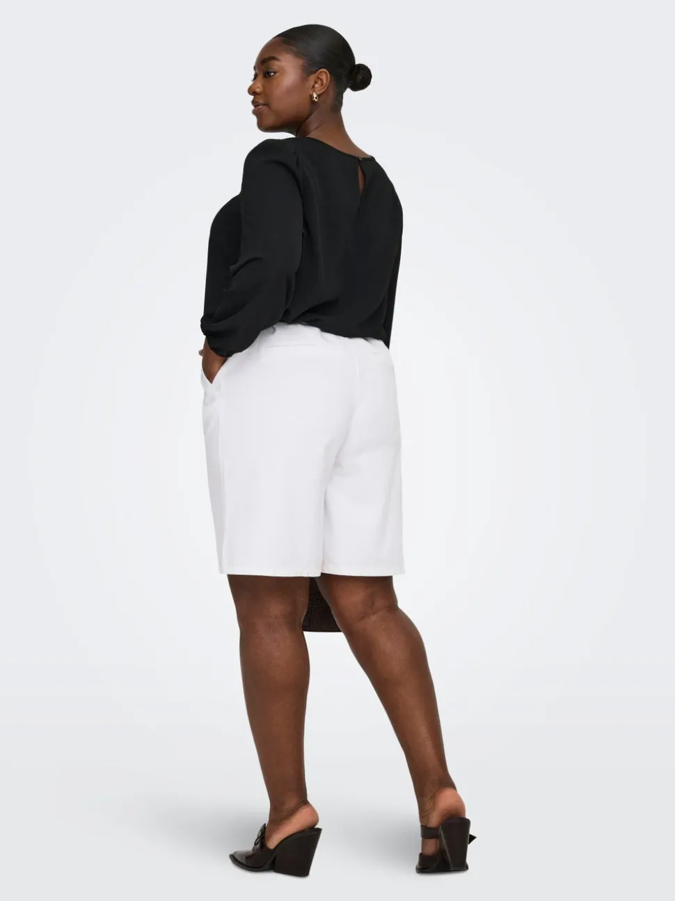 CARDAVINA-SOFT Medelhög midja Lös passform Bermudashorts