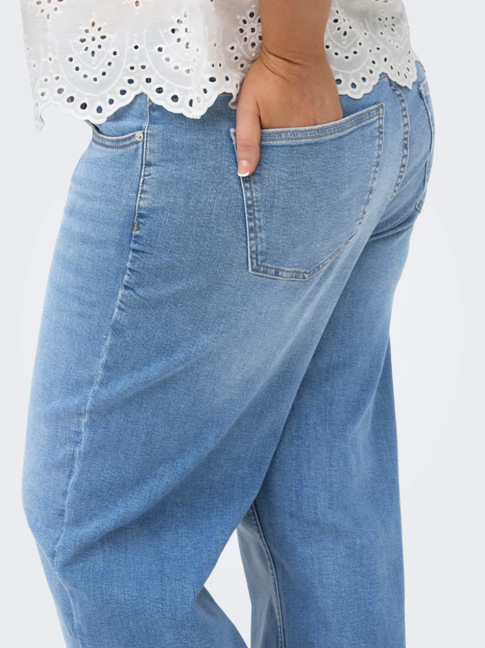 CARJULLES Låg midja Vida ben Jeans
