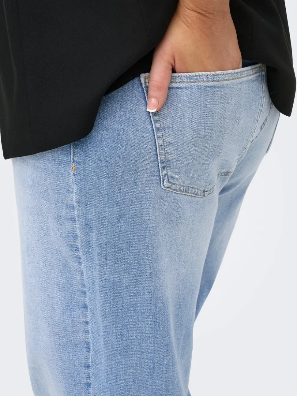 CARJULLES Medelhög midja Vida ben Jeans