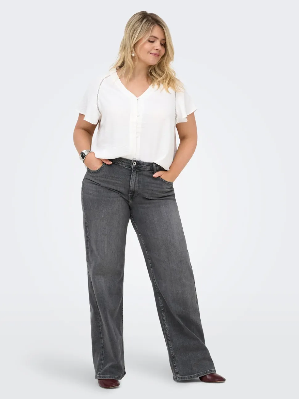 CARJULLES Medelhög midja Vida ben Jeans