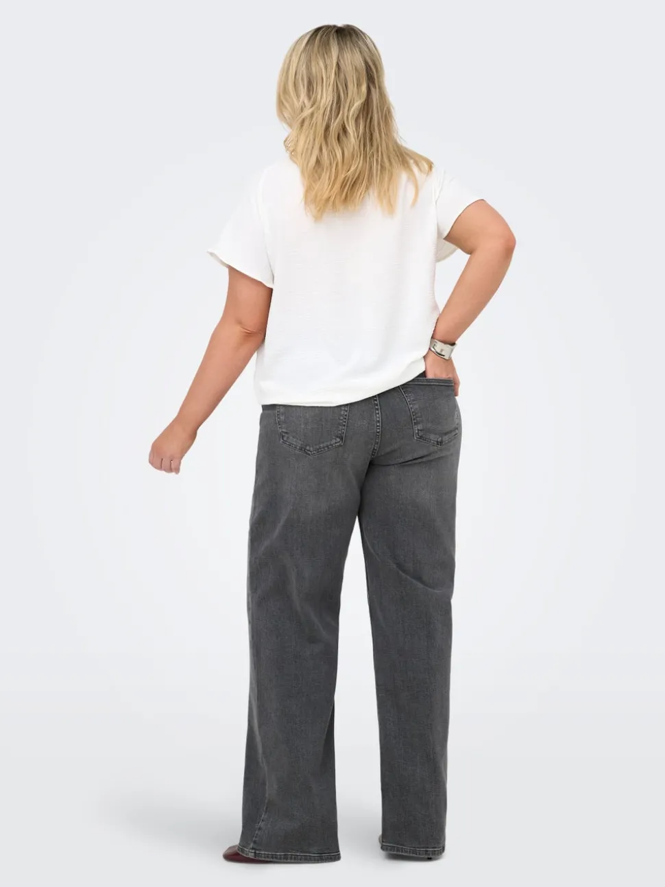 CARJULLES Medelhög midja Vida ben Jeans