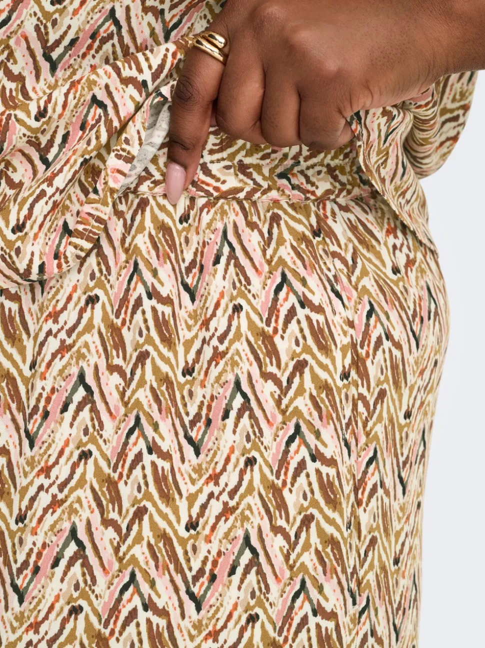 CARNOVA Loose Fit - Beskuren Byxor