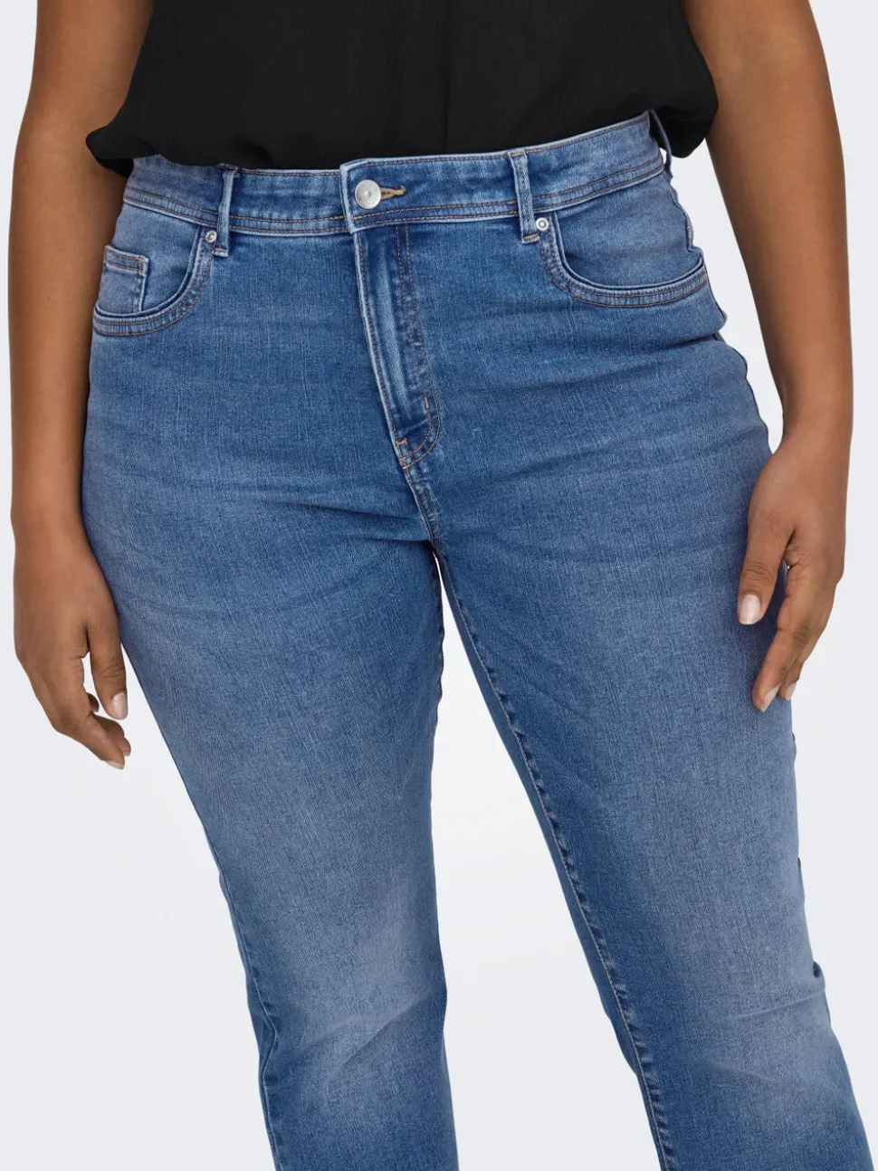 CARSALLY Medelhög midja Utsvängd passform Jeans