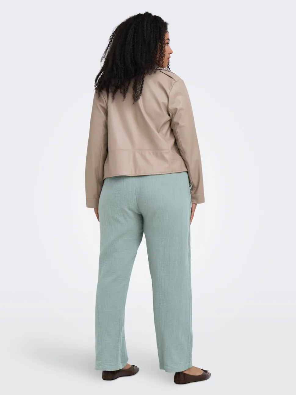 CARTHYRA Comfort fit Byxor med vida ben