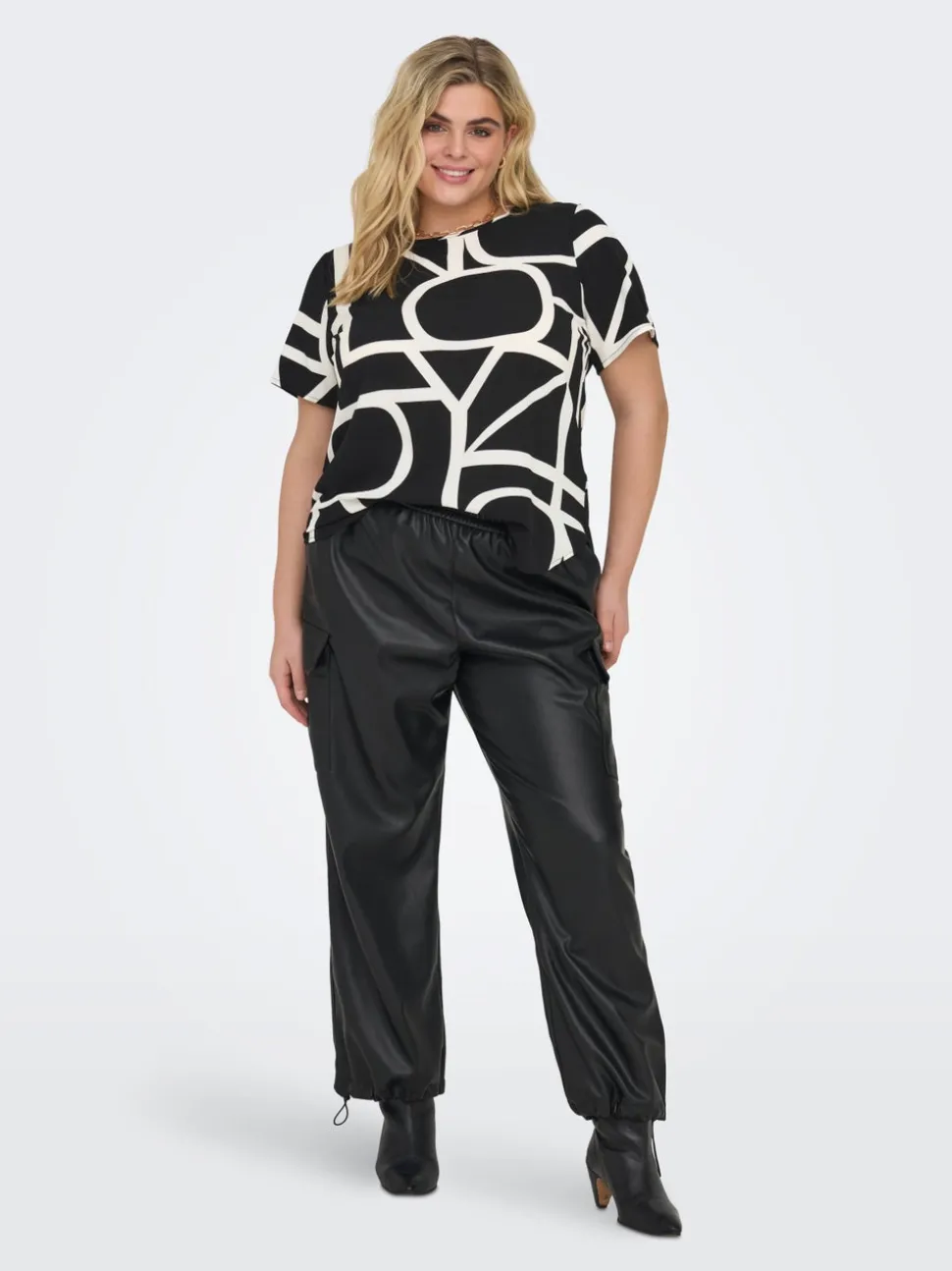 CARVICA Blus