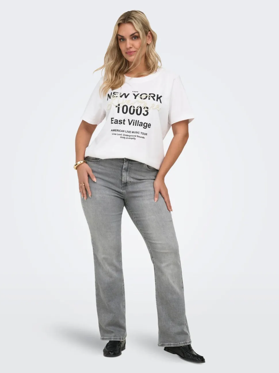 CARWILLY Utsvängd passform Jeans