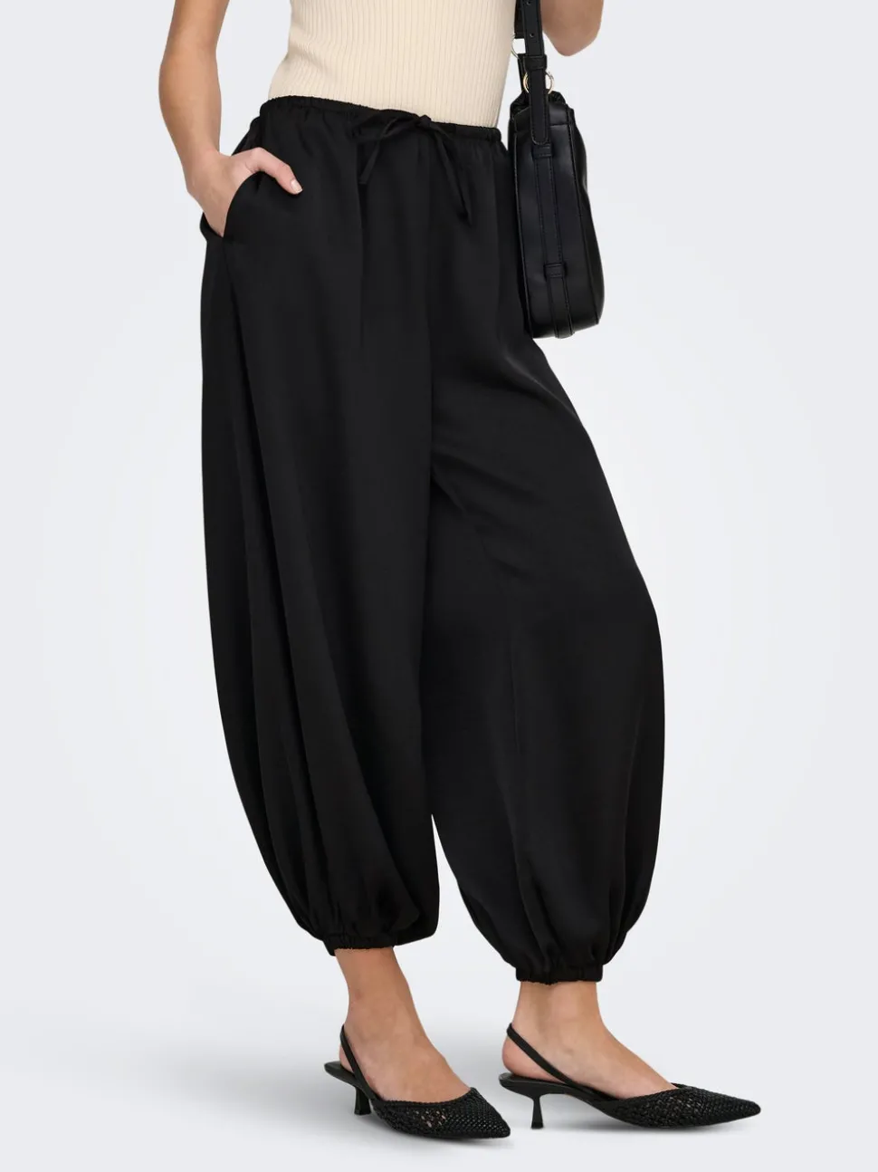 JDYCASSY Balloon Fit Byxor med vida ben