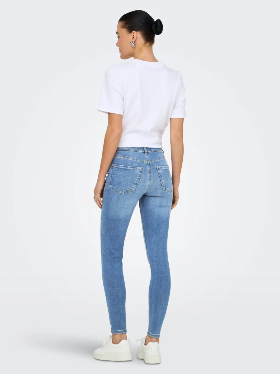 JDYFINA Medelhög midja Skinny Fit Ankellängd Jeans