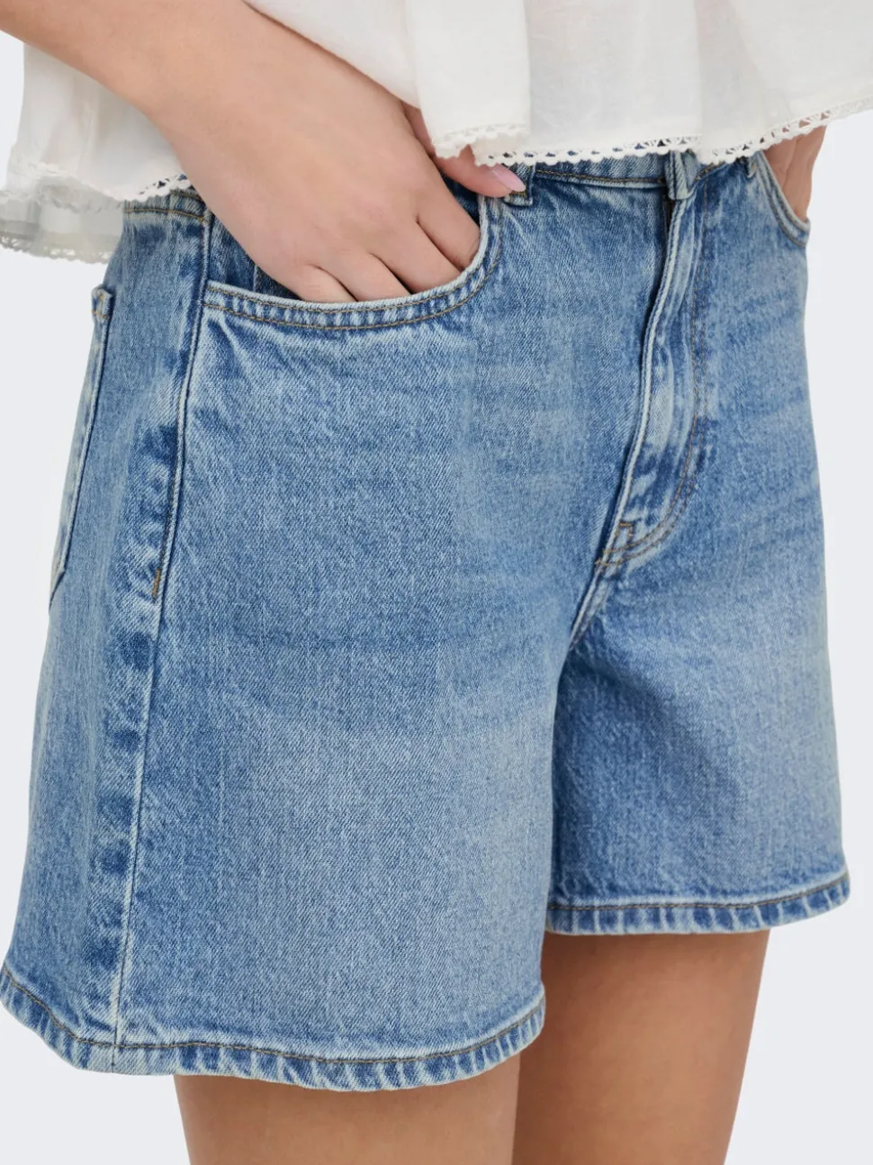 JDYLARISA Hög midja Baggy Fit Shorts