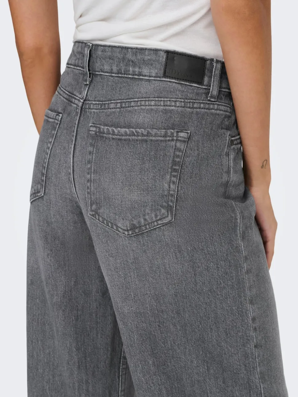 JDYRUBY Medelhög midja Lös passform Jeans