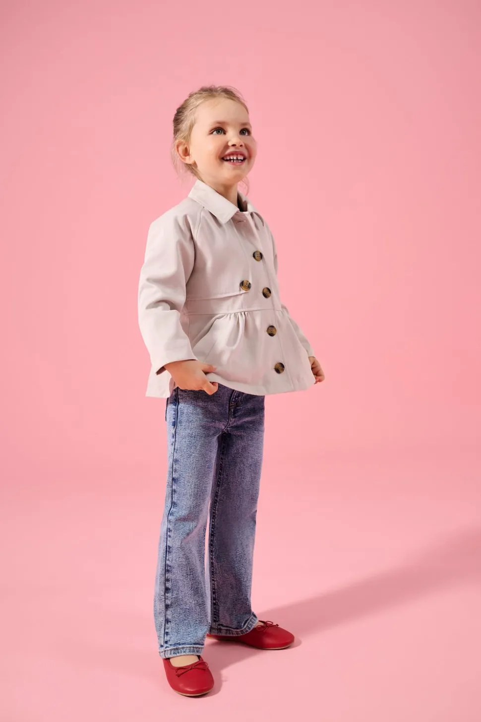 KMGJUICY Medelhög midja Vida ben Jeans
