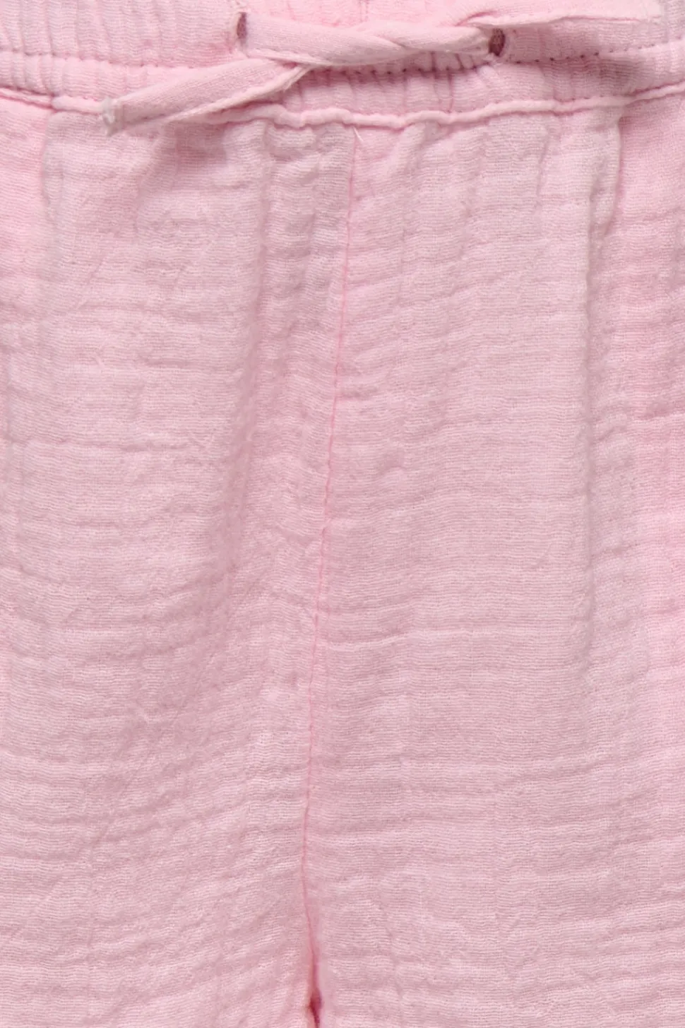KMGTHYRA Medelhög midja Normal passform Shorts
