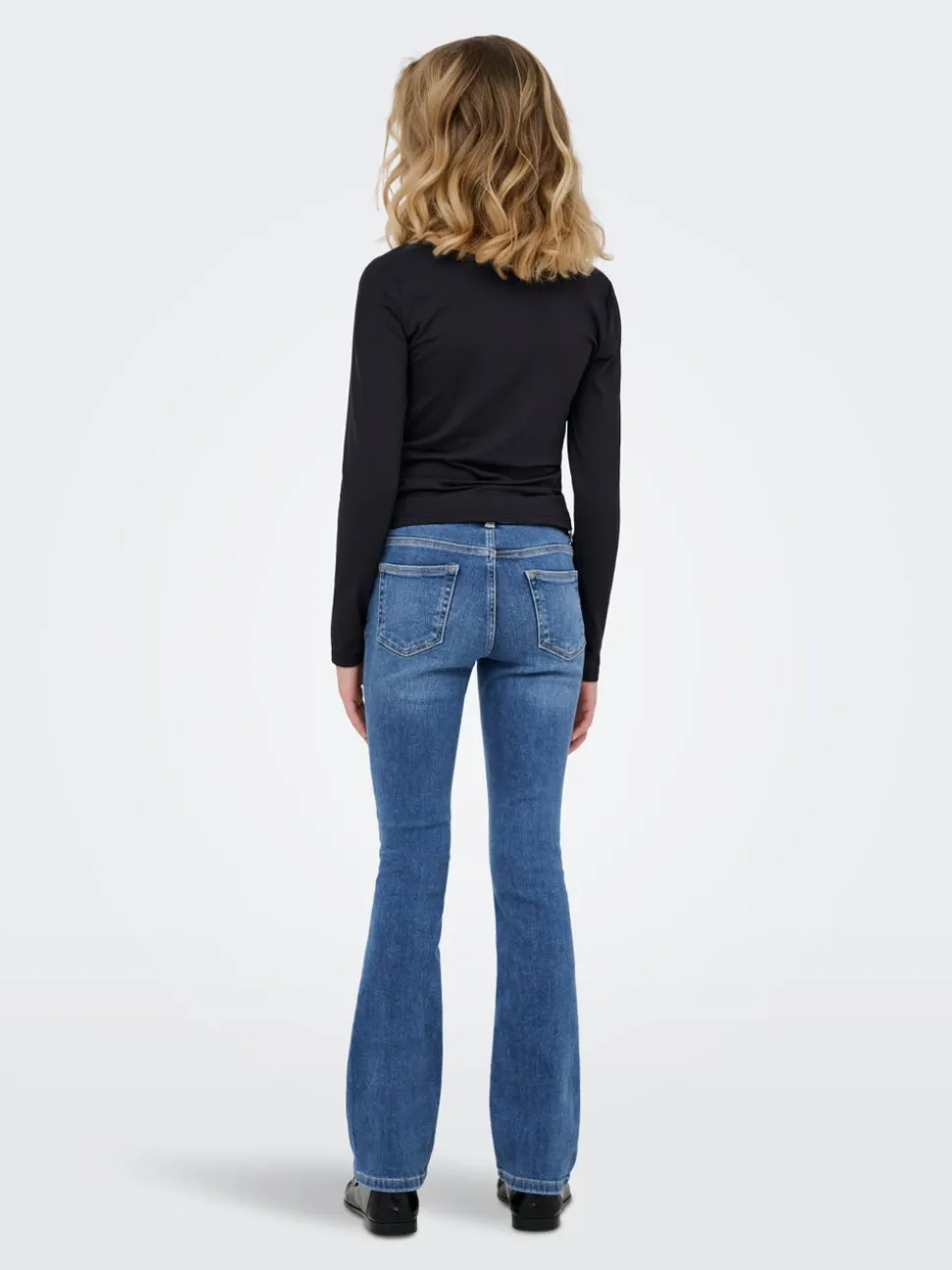 KOGBLUSH Utsvängd passform Jeans
