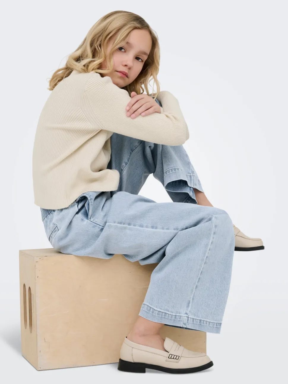 KOGDEIA Hög midja Vida ben Jeans