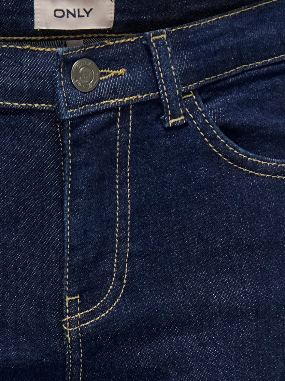 KOGJUICY Medelhög midja Vida ben Jeans