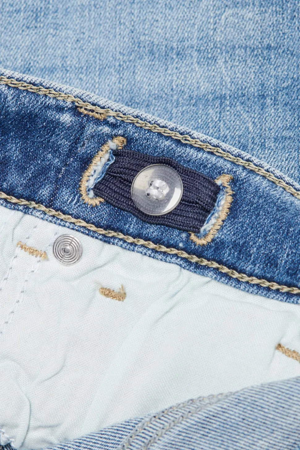 KOGMADISON Medelhög midja Vida ben Jeans