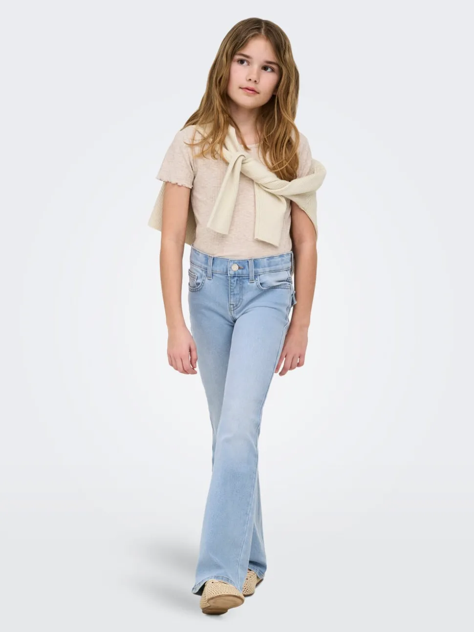 KOGPHOEBE Låg midja Utsvängd passform Jeans