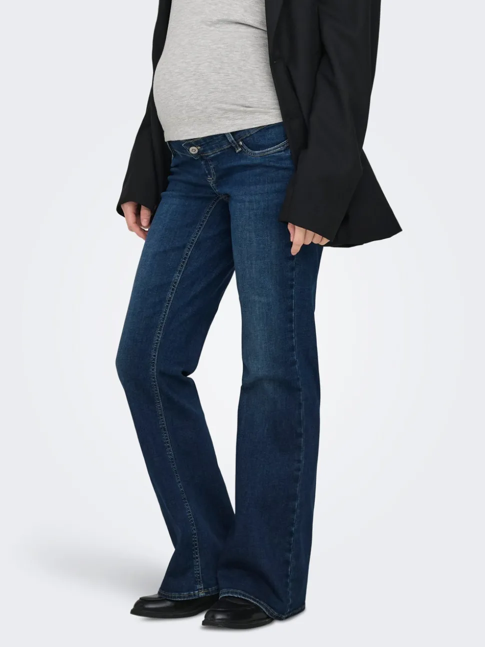OLMBLUSH Utsvängd passform Jeans