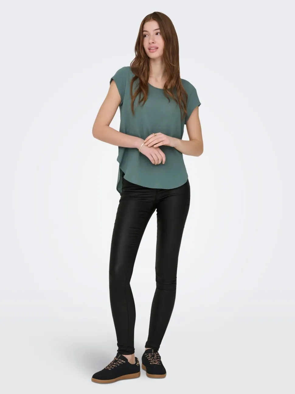 ONLANNE Skinny Fit Byxor i läderimitation