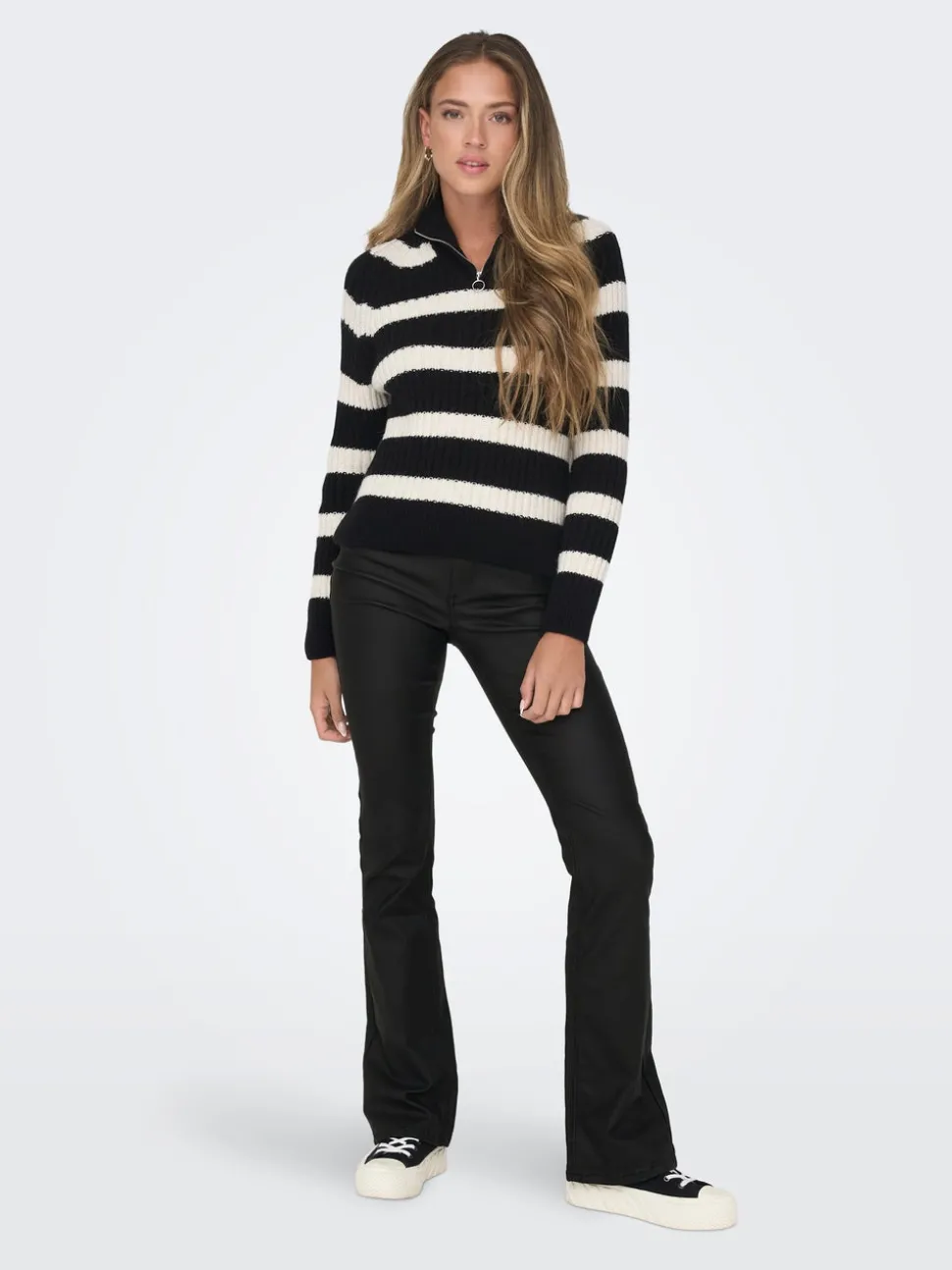 ONLBLUSH flared Fit Byxor