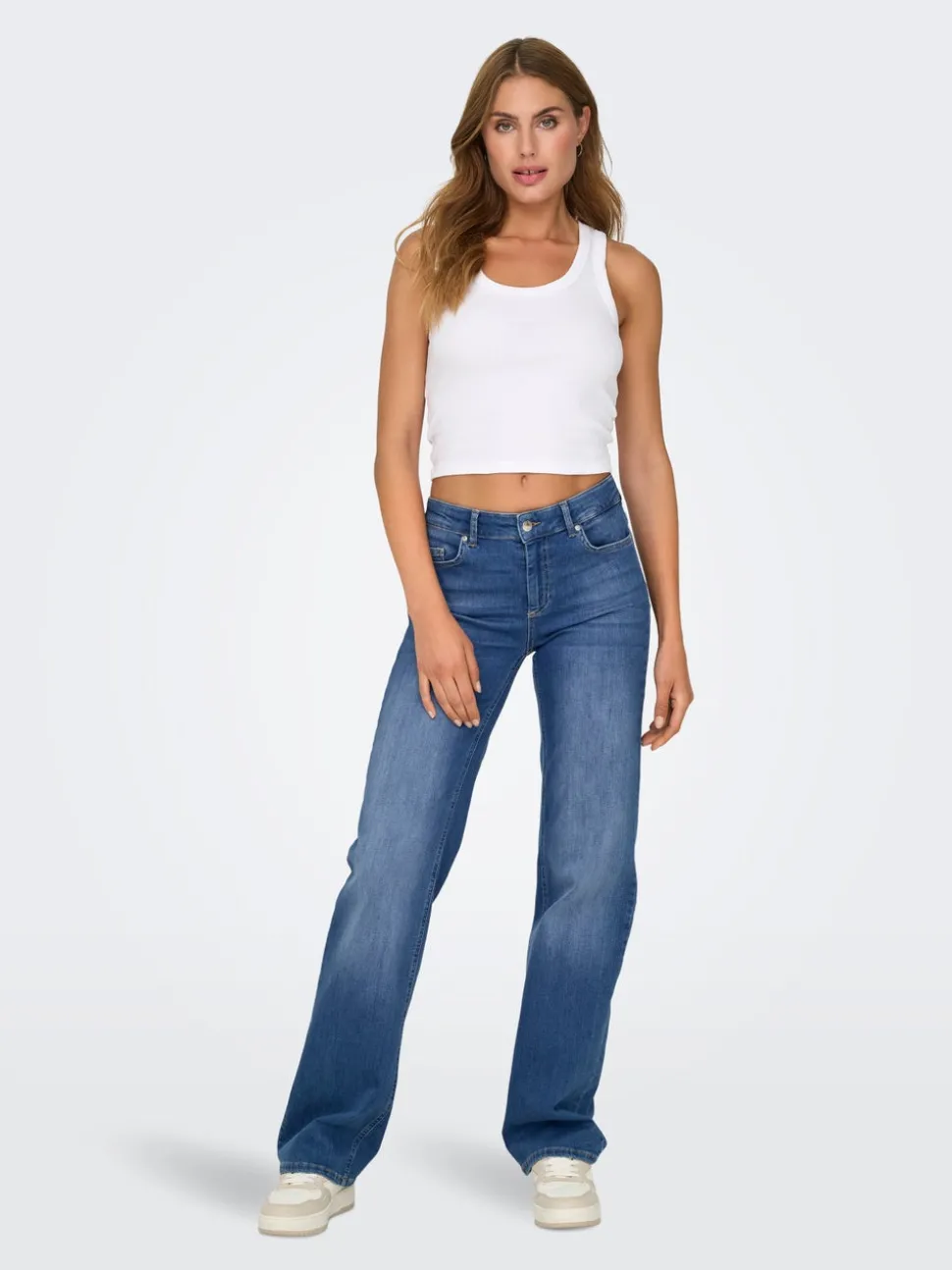 ONLBLUSH Medelhög midja Rak passform Jeans