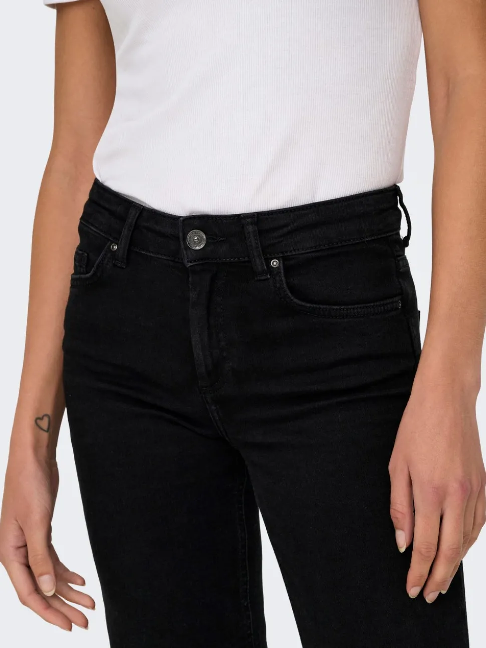 ONLBLUSH Medelhög midja Rak passform Jeans