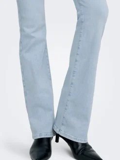 ONLBLUSH Medelhög midja Utsvängd passform Jeans
