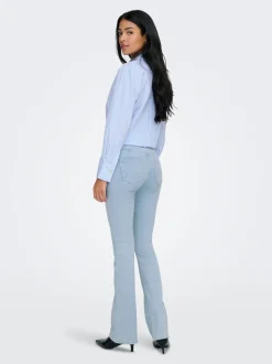 ONLBLUSH Medelhög midja Utsvängd passform Jeans