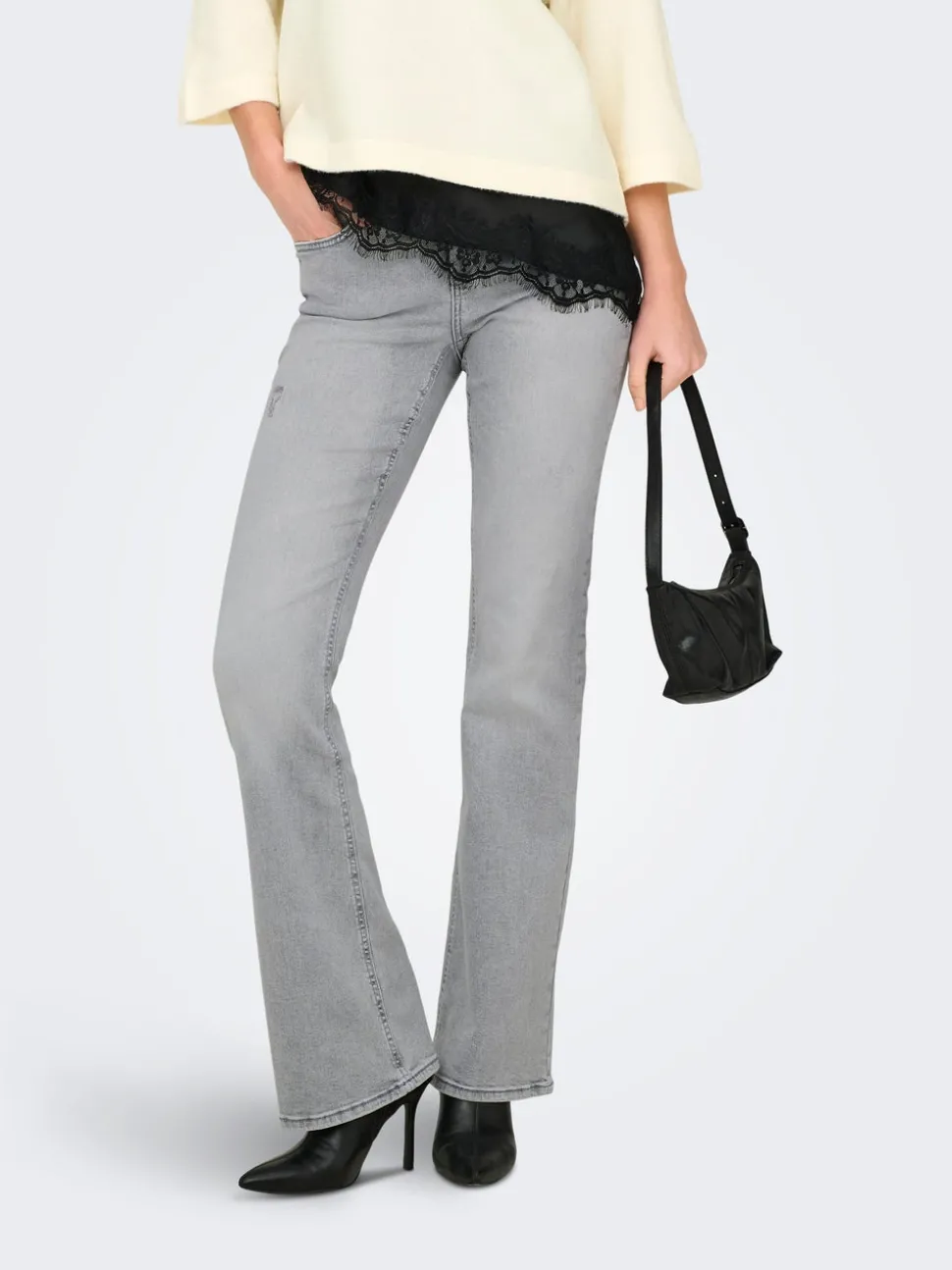 ONLBLUSH Medelhög midja Utsvängd passform Jeans