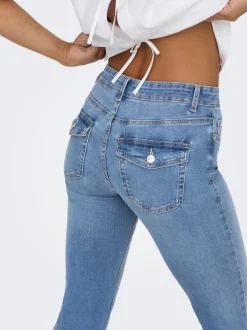 ONLBLUSH Medelhög midja Utsvängd passform Jeans