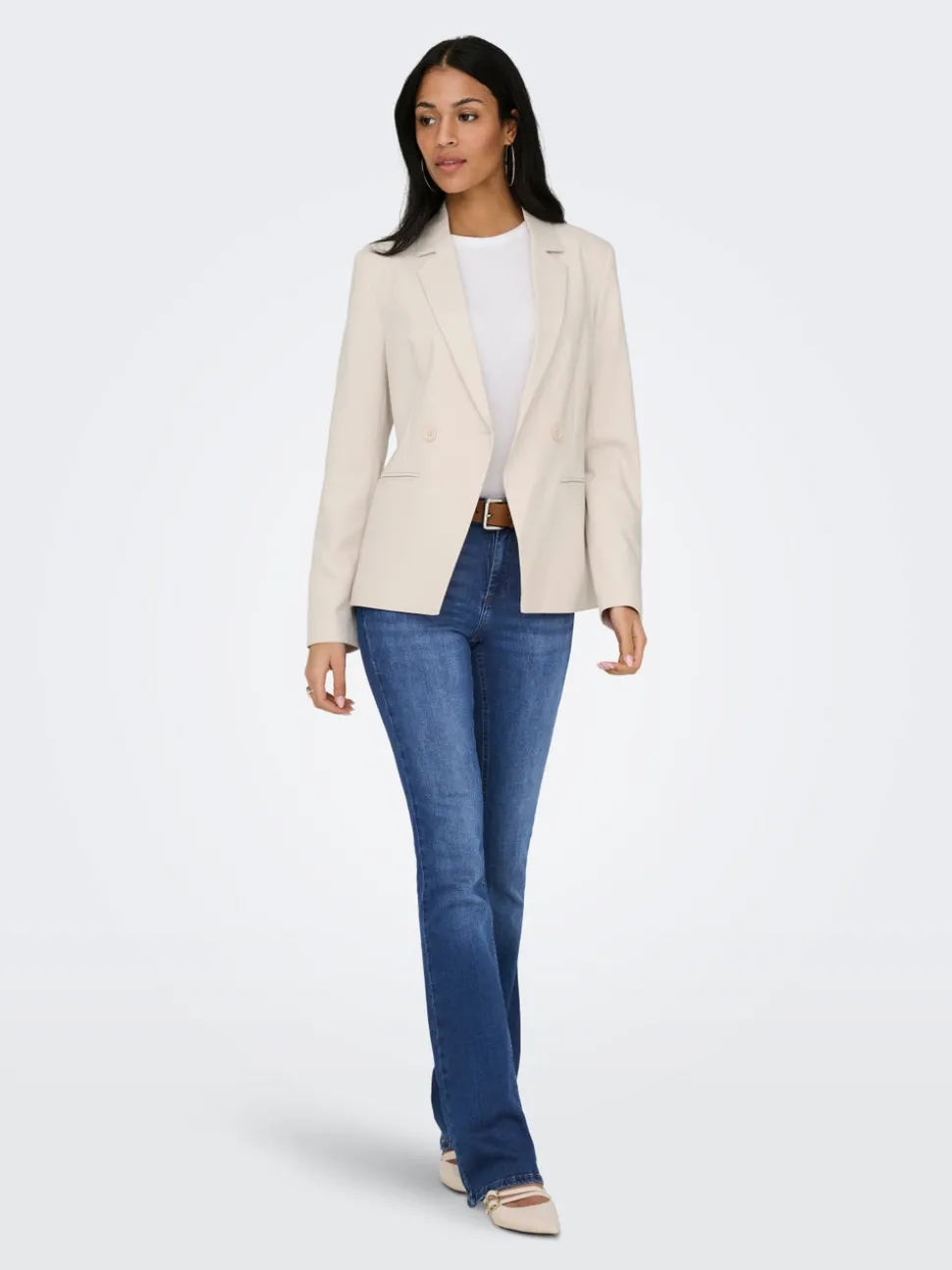ONLBLUSH Medelhög midja Utsvängd passform Jeans