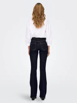 ONLBLUSH Medelhög midja Utsvängd passform Jeans