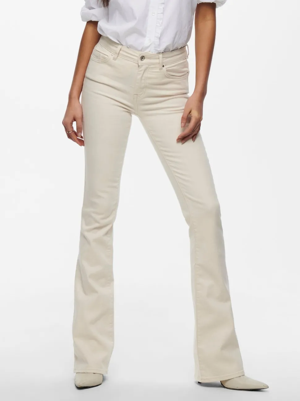 ONLBLUSH Medelhög midja Utsvängd passform Jeans