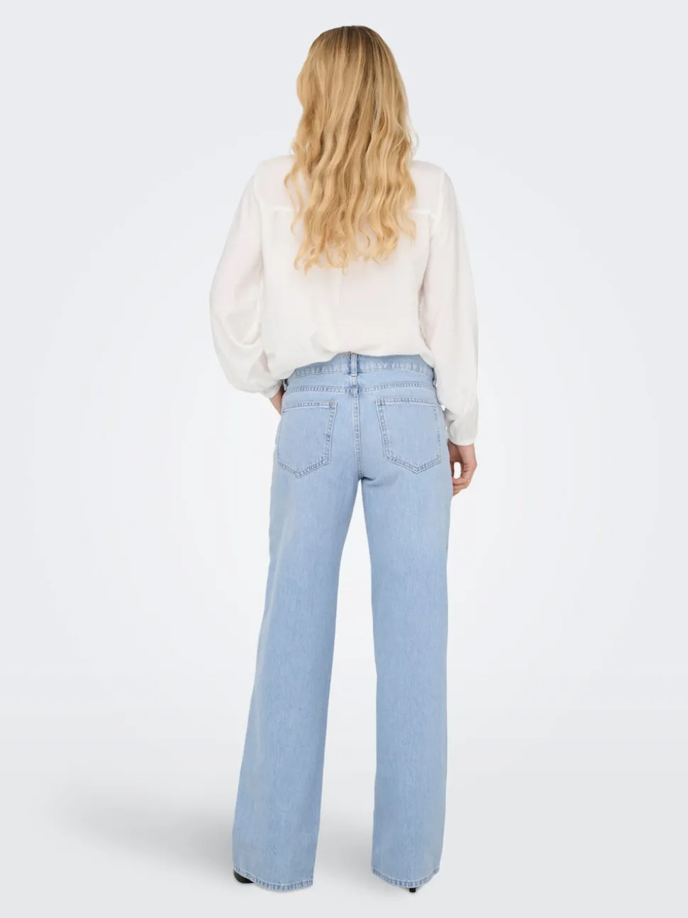 ONLBRENDA Låg midja Rak passform Jeans
