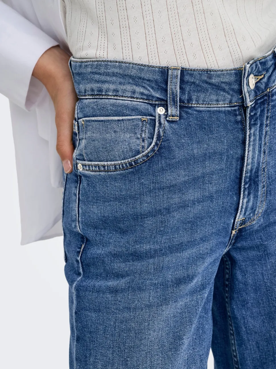 ONLCALIFORNIA Medelhög midja Vida ben Jeans