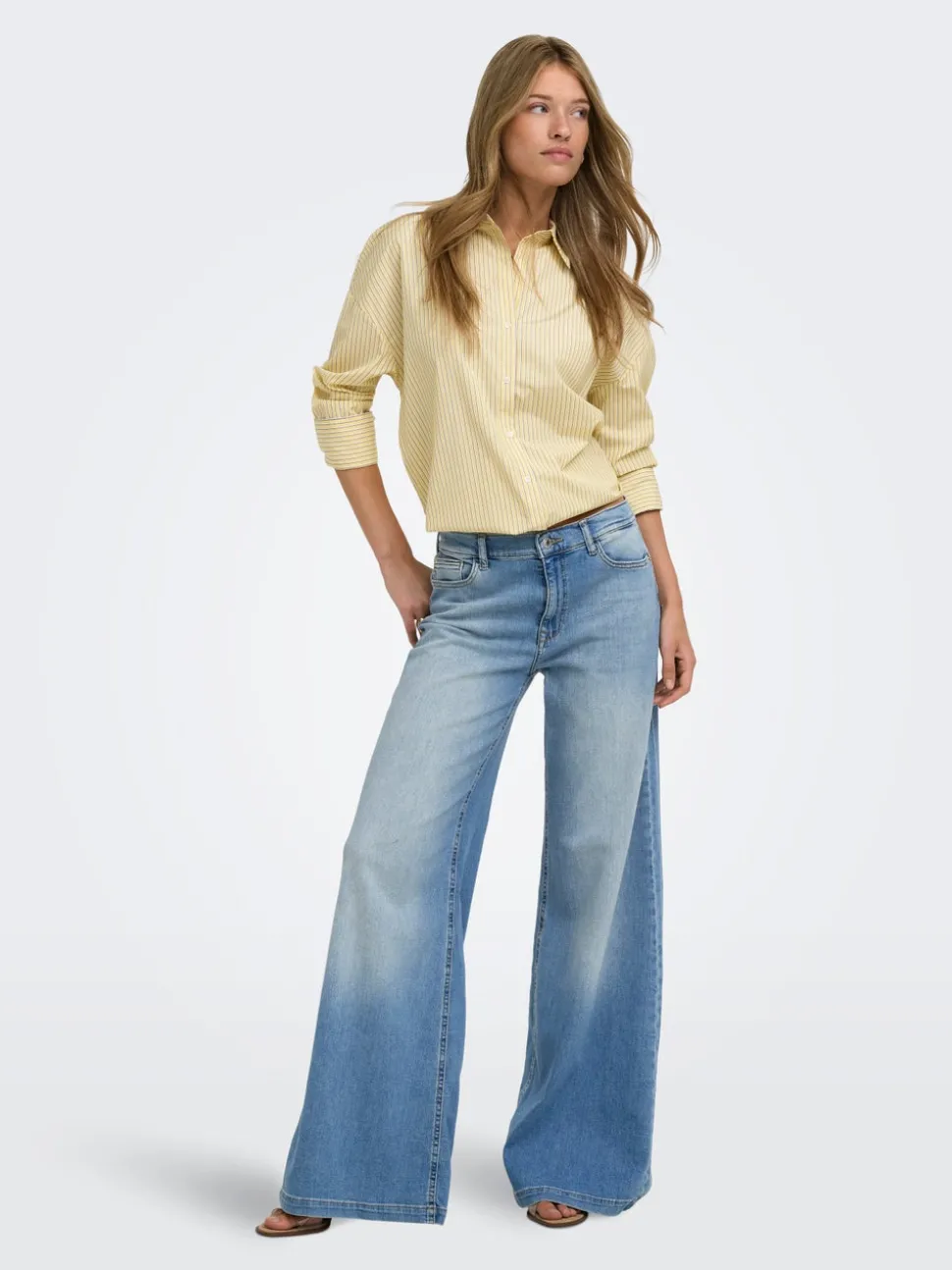 ONLCALIFORNIA Medelhög midja Vida ben Jeans