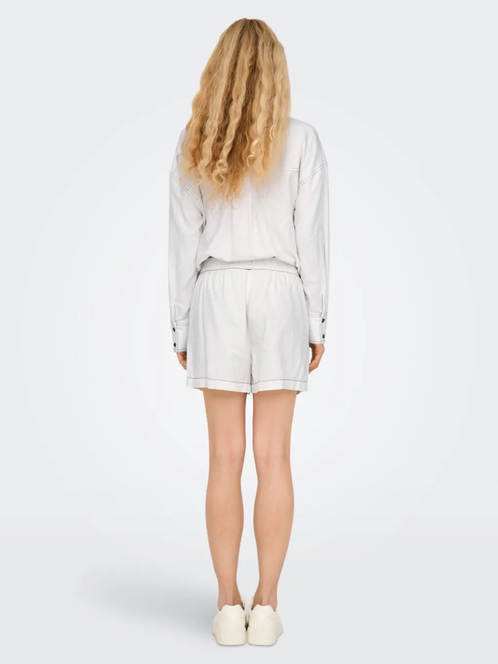 ONLCARO Medelhög midja Normal passform Linne Shorts