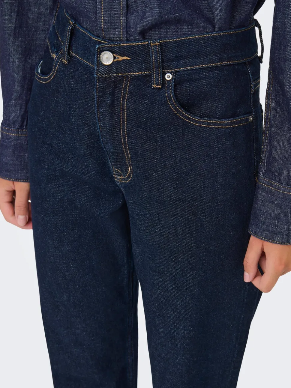 ONLELISA Medelhög midja Rak passform Ankellängd Jeans