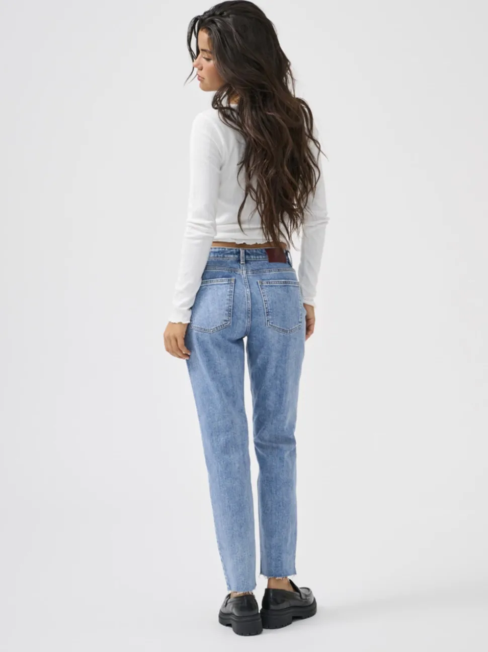 ONLEMILY Hög midja Rak passform Beskuren Jeans