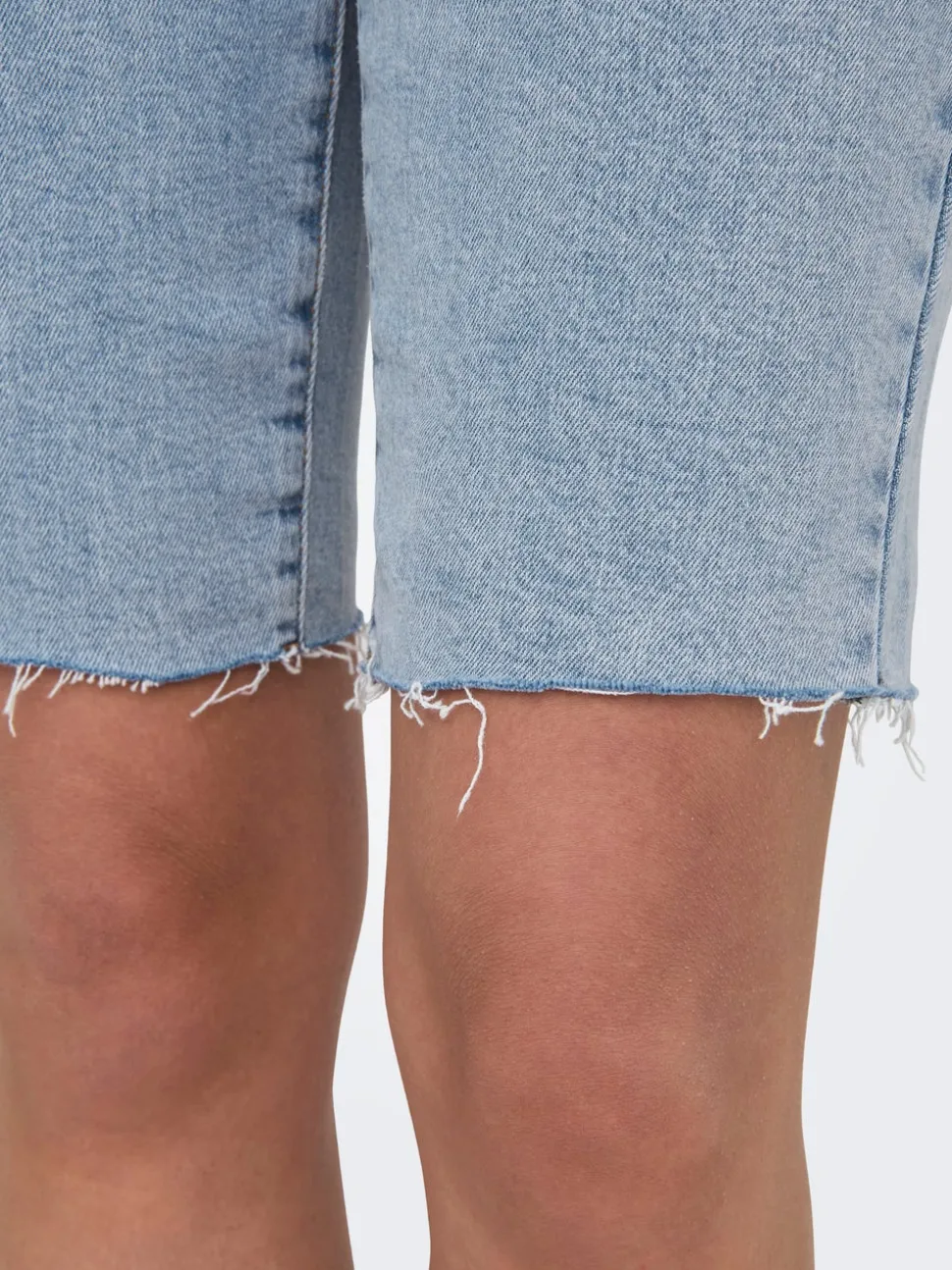 ONLEMILY Hög midja Rak passform Denimshorts