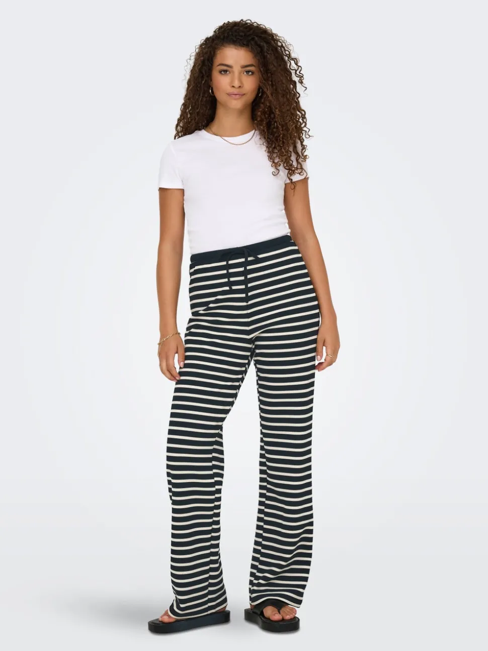 ONLFABIOLA Lös passform Jogger