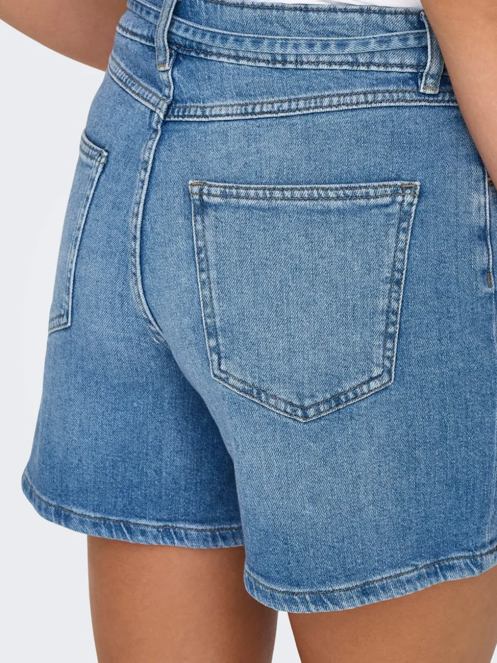 ONLGIANNA Medelhög midja Normal passform Denimshorts