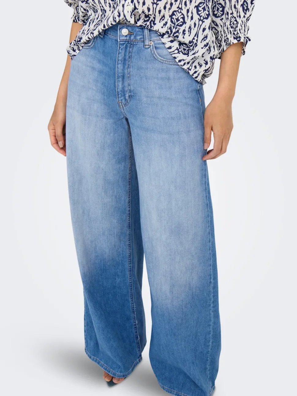 ONLGIULIA Hög midja Vida ben Jeans