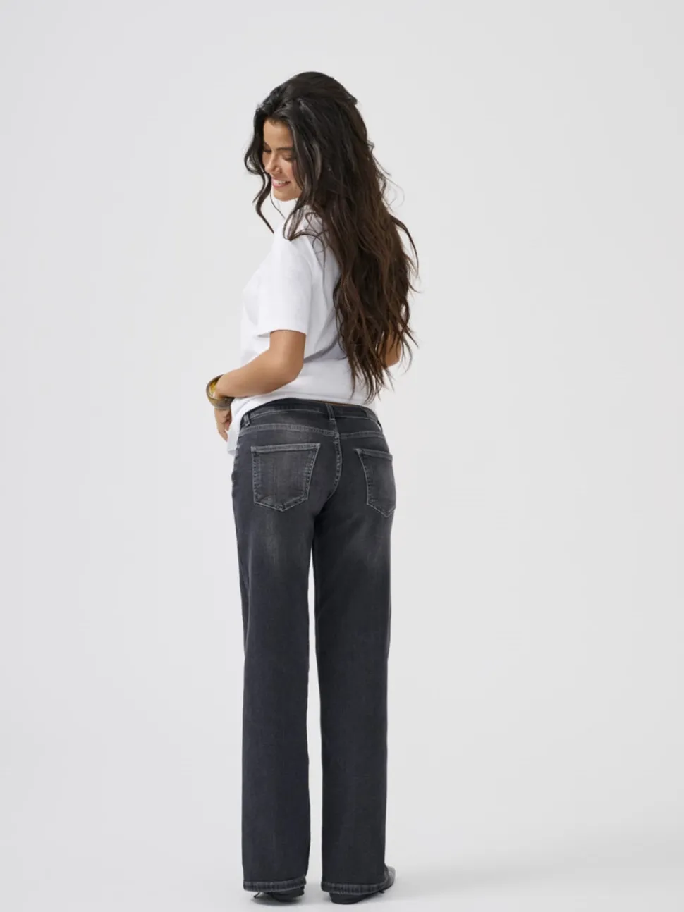 ONLJUDY-O Låg midja Rak passform Jeans