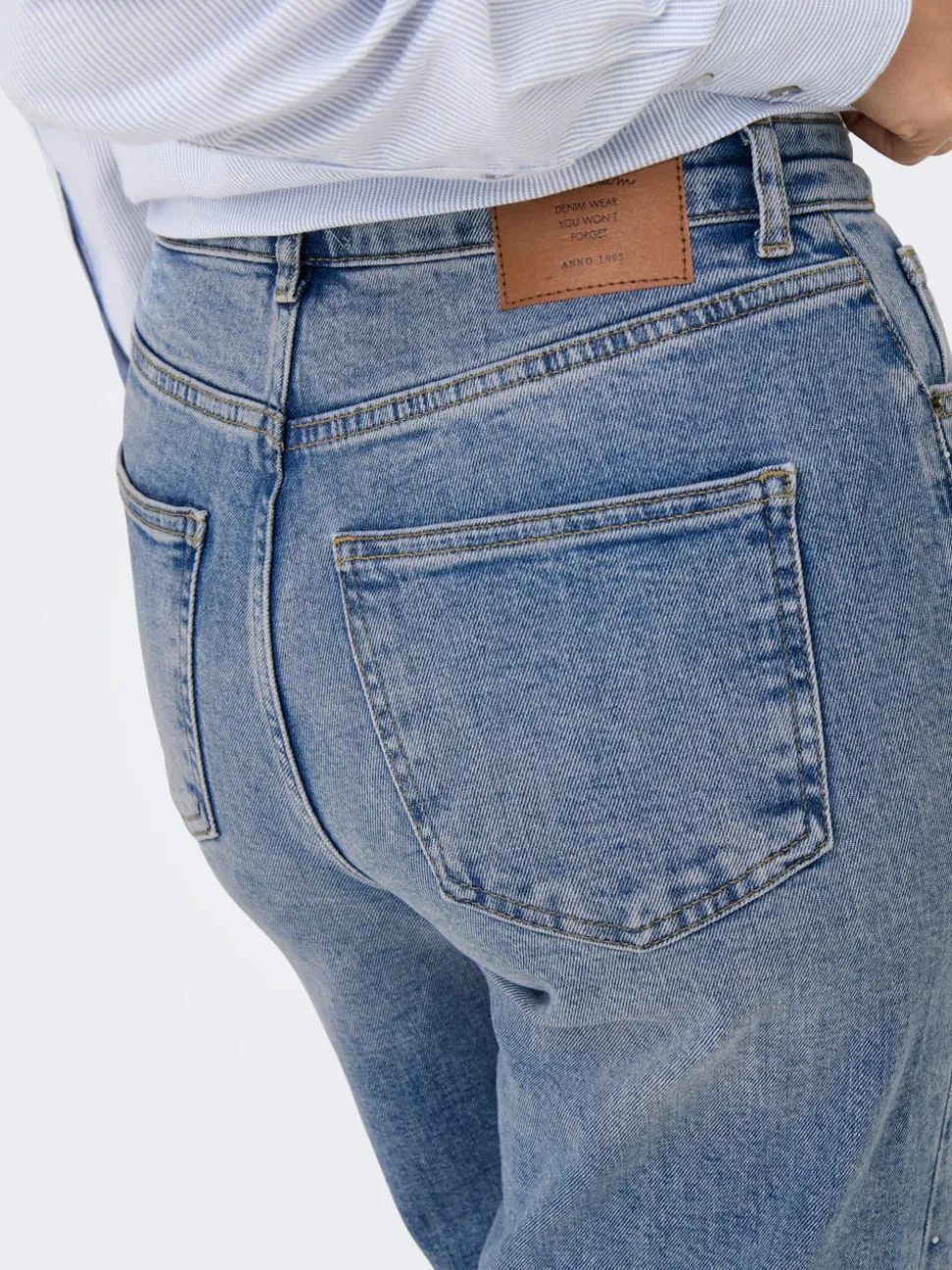 ONLJUICY Hög midja Vida ben Jeans