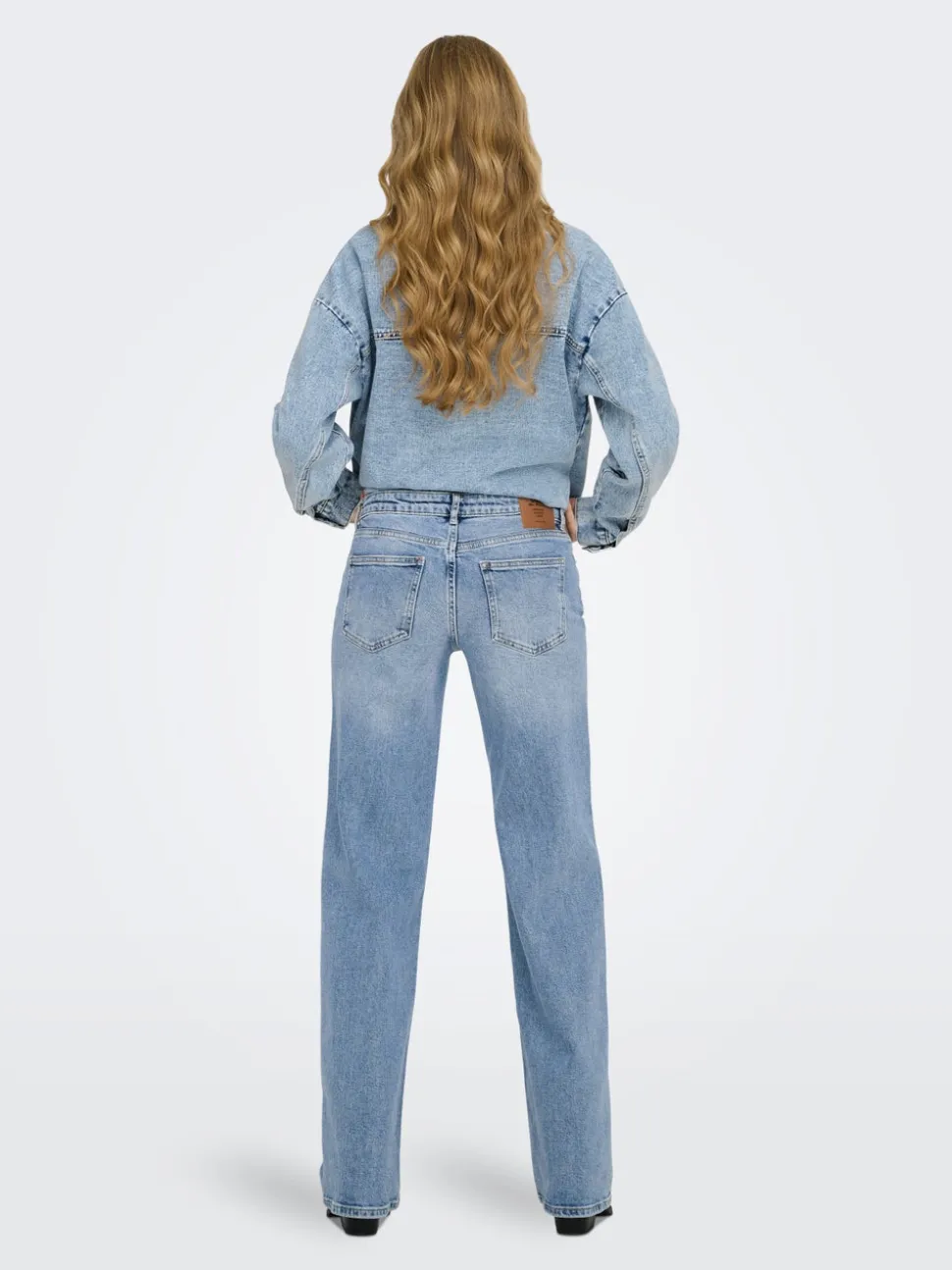 ONLJUICY Låg midja Vida ben Jeans