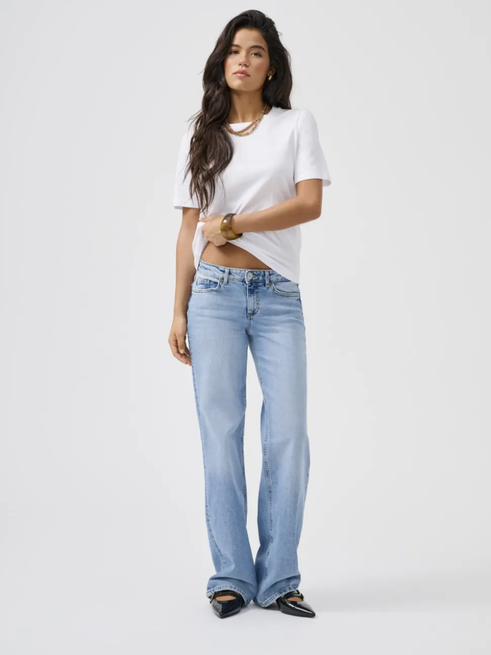 ONLJUICY Låg midja Vida ben Jeans