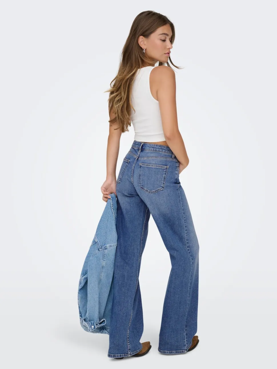 ONLJULLES Låg midja Vida ben Jeans