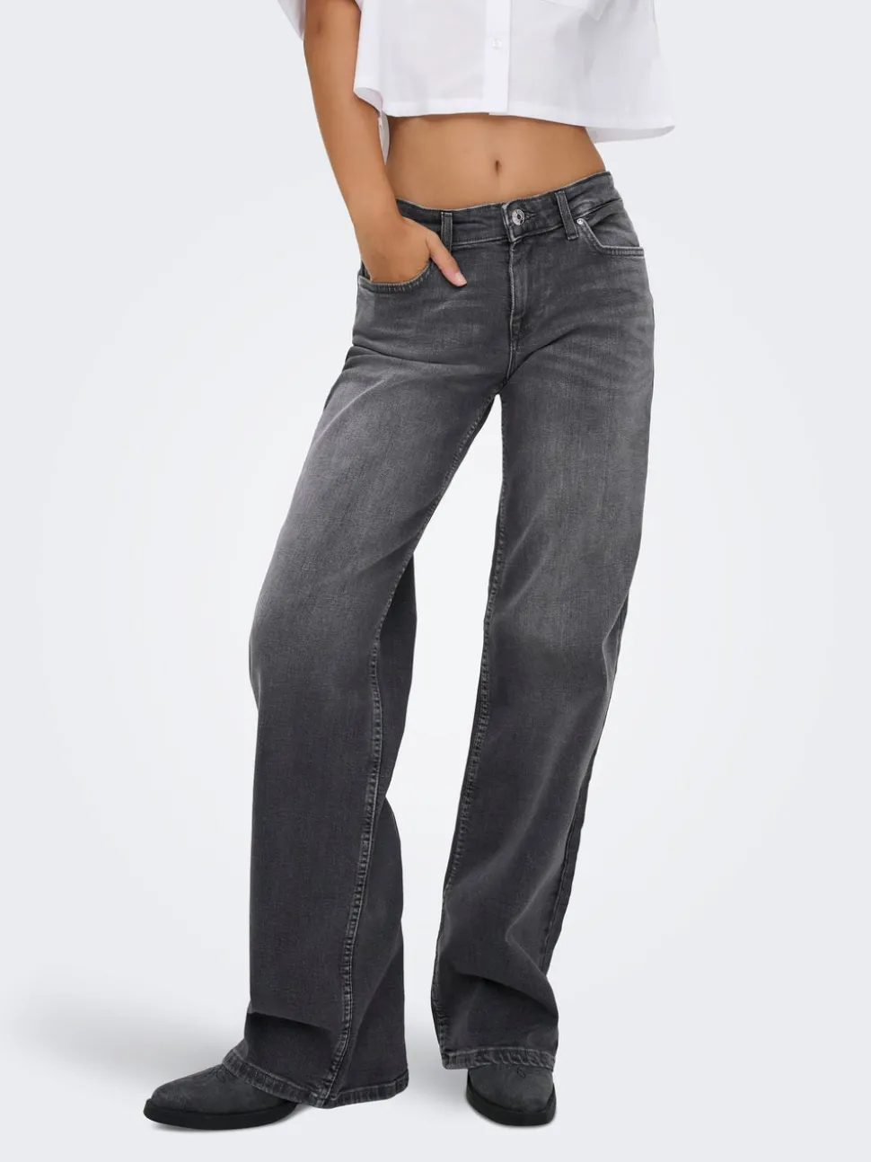 ONLJULLES Låg midja Vida ben Jeans