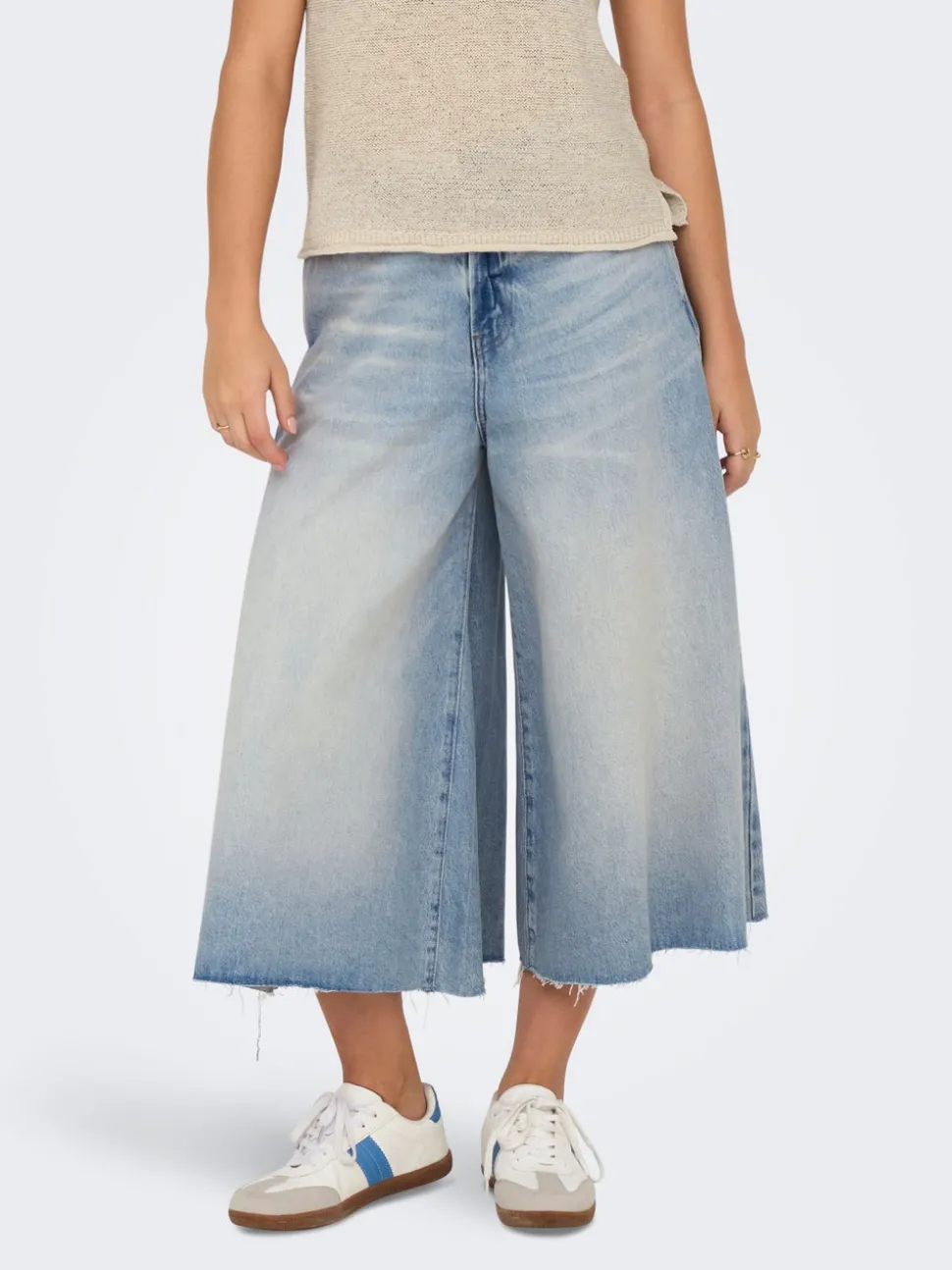 ONLLA Hög midja Vida ben Lång Jeans